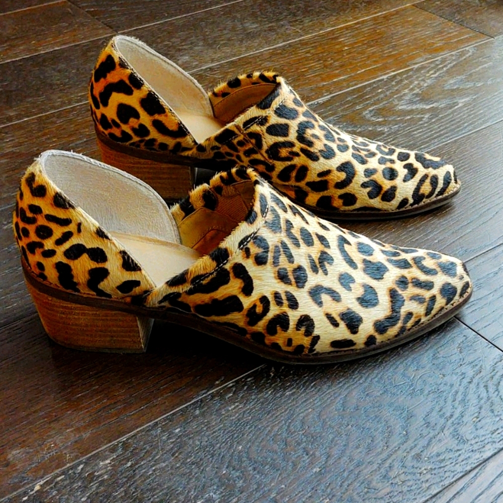 Crown Vintage, genuine calf hair, size 9.5